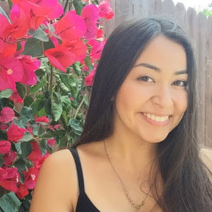 Meet your Posher, Anissa